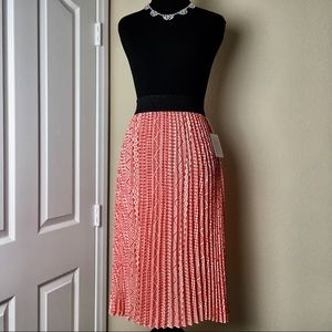 NWT LuLaRoe Jill Accordion-Pleated Skirt